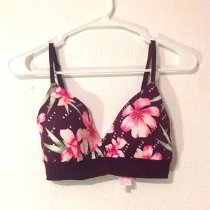 PINK Wear Everywhere Wireless Bra
